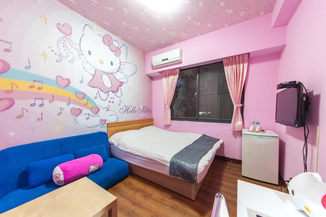 Fengjia Qing Su Homestay Đài Trung Ngoại thất bức ảnh